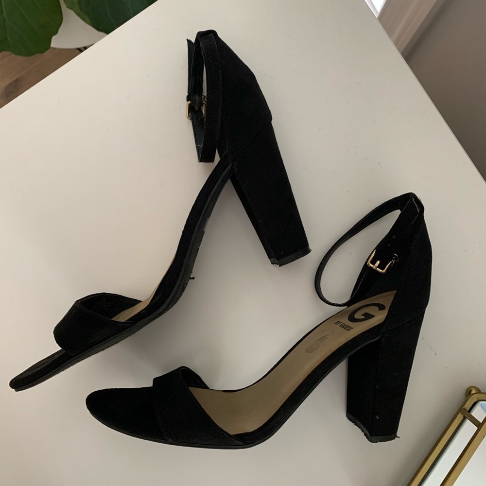 Guess SZ 9.5 Suede High Heels 4 inch Heel — worn once
